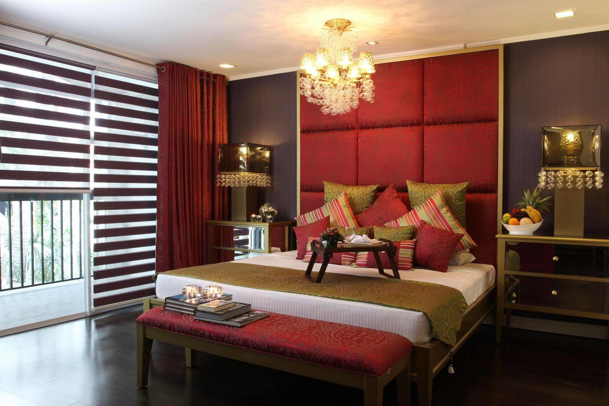 The Sulo Riviera Hotel Quezon City Exterior photo